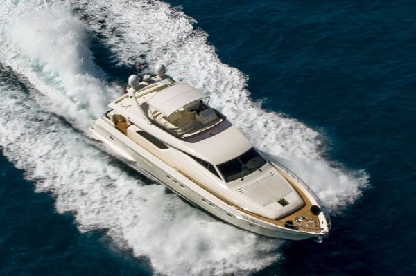 Ferretti 72
